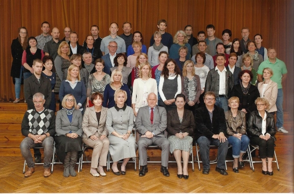 Zdjęcie nauczycieli ILO im. St. Staszica w Lublinie z roku 2013